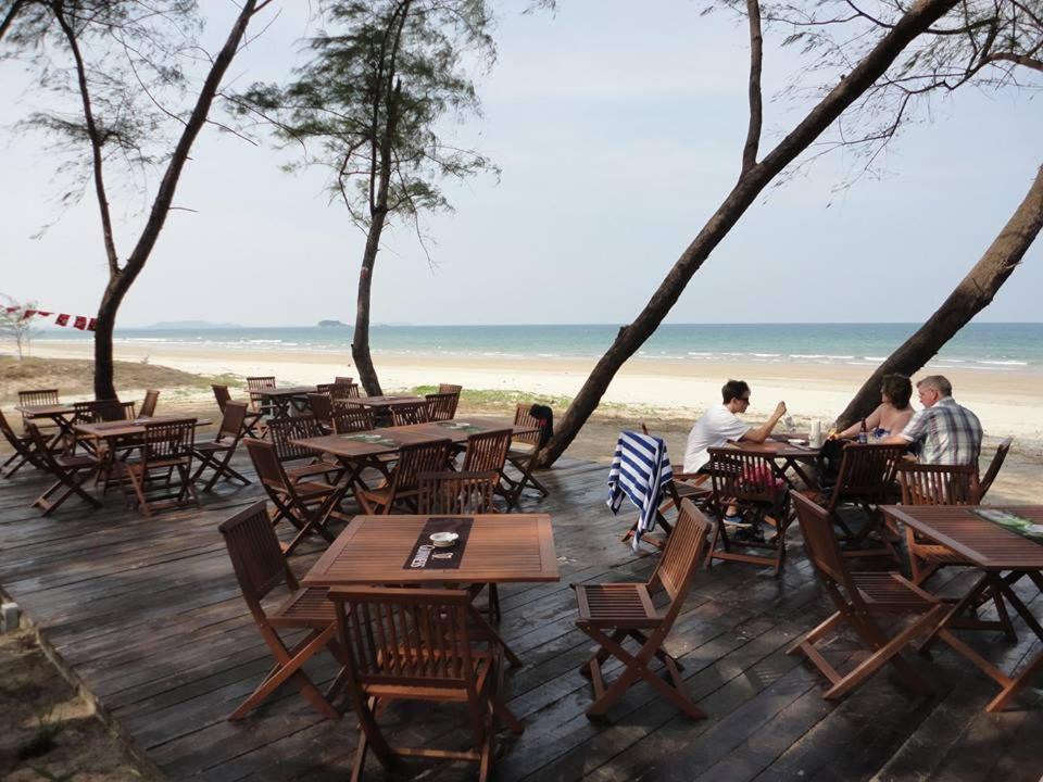 Samsuria Beach Apartment Resort Cherating Zewnętrze zdjęcie